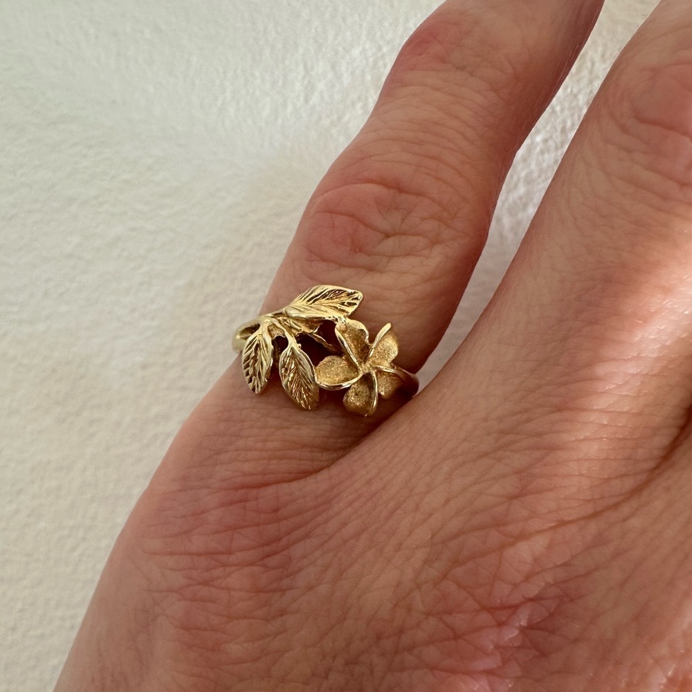 14k Gold Plumeria Flower Ring